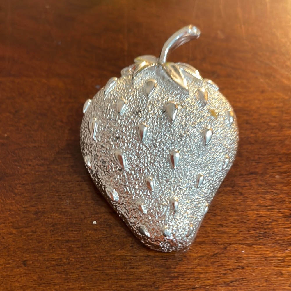 1970 Sarah Coventry silver strawberry